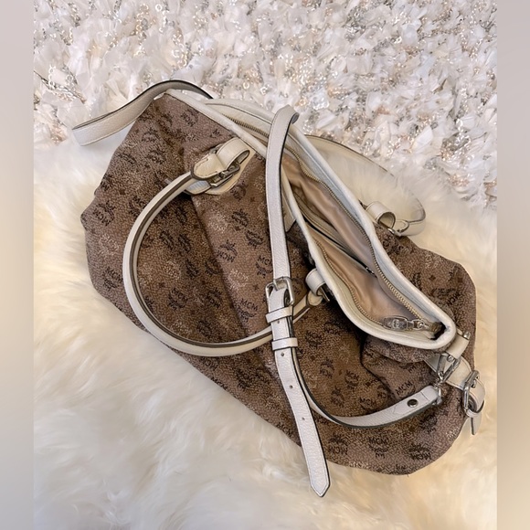 🔥Vintage MCM Brown Canvas Crossbody - Picture 7 of 16